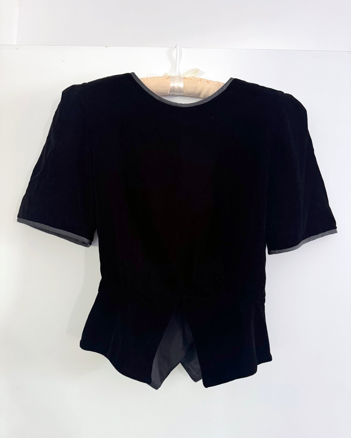 Vintage 80s Velvet Bow Blouse | Size XS