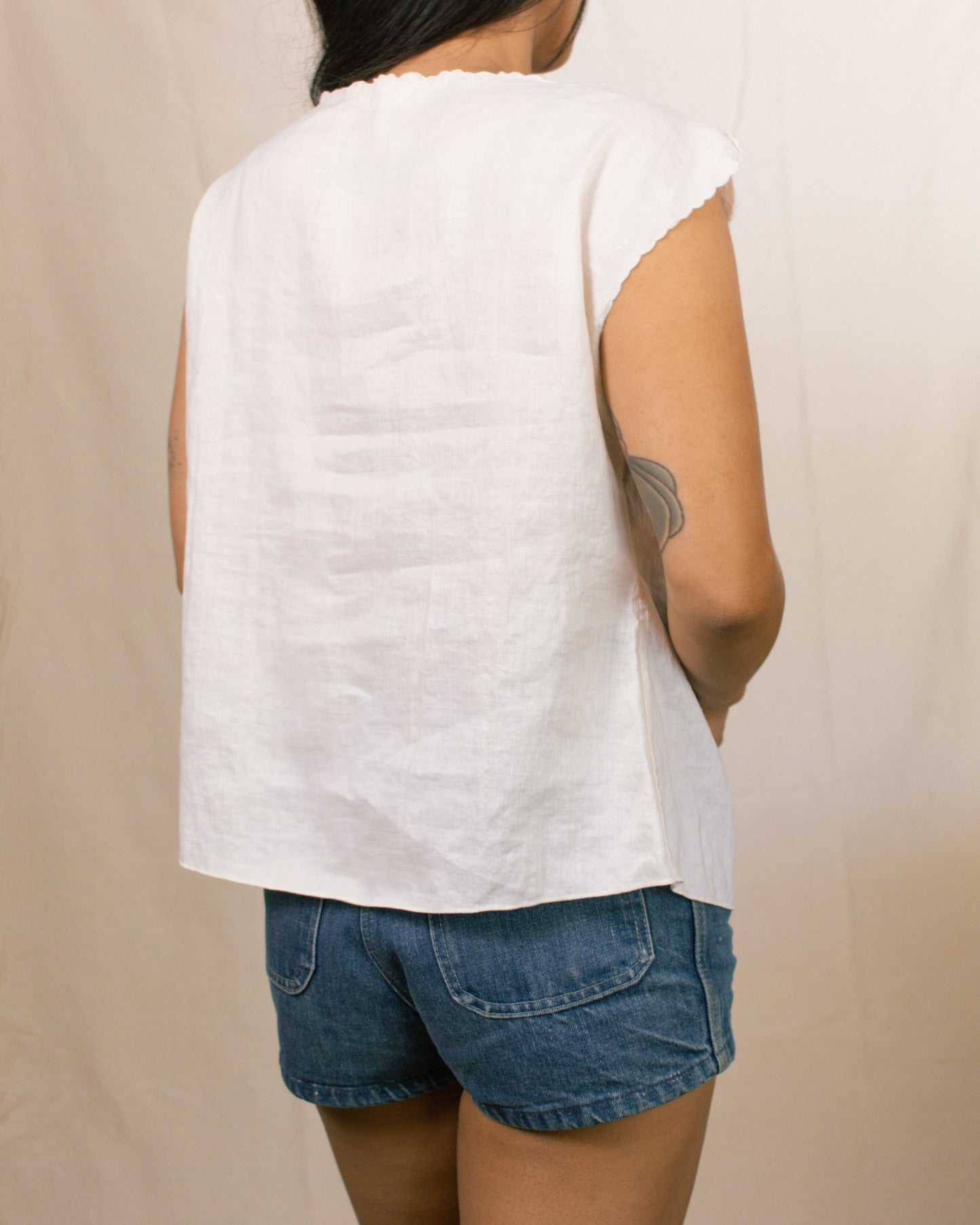 Vintage 50s Embroidered Linen Blouse | Size S-M