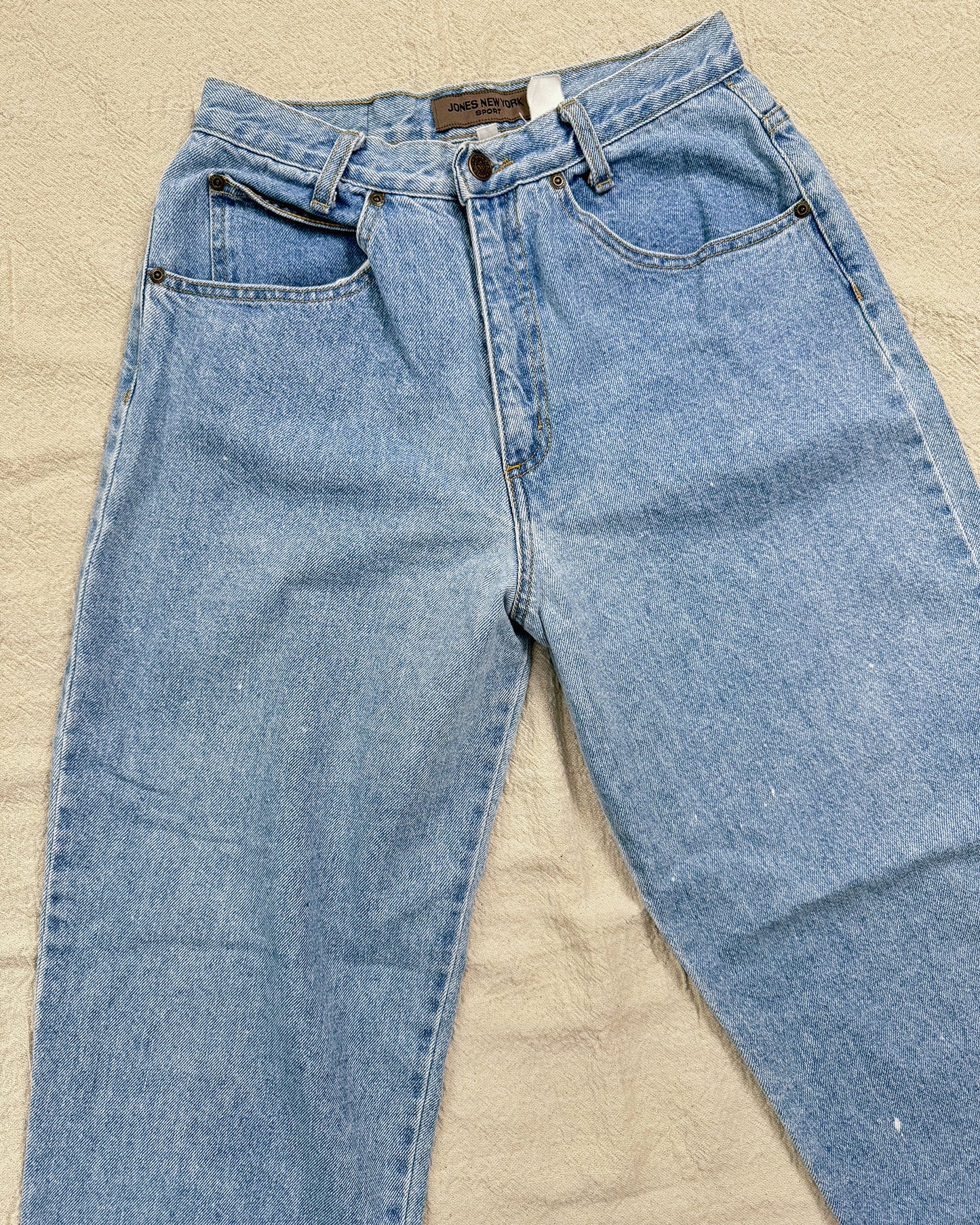 80s Light Wash Jeans | 27"