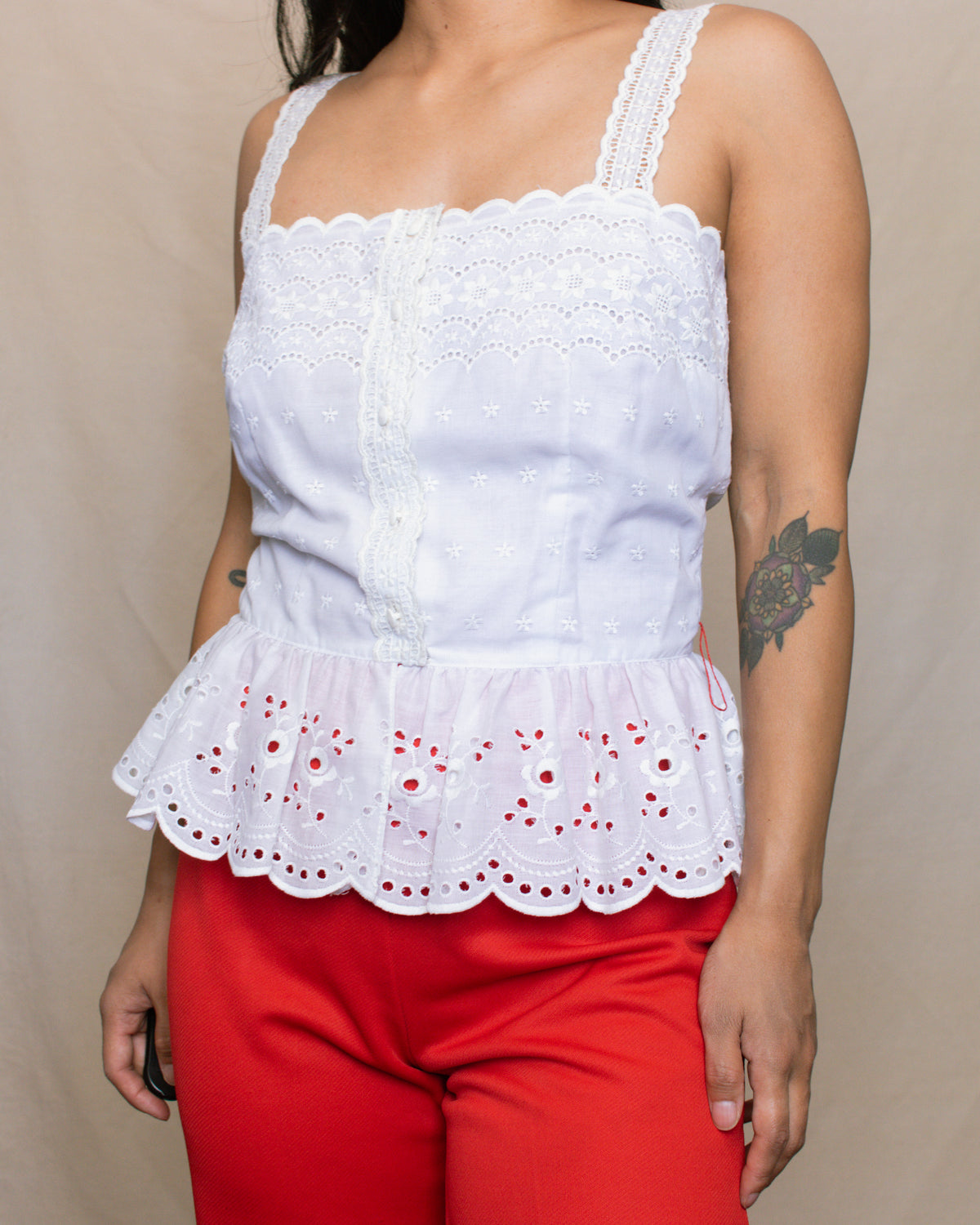 Vintage 70s Eyelet Sleeveless Blouse | Size Small