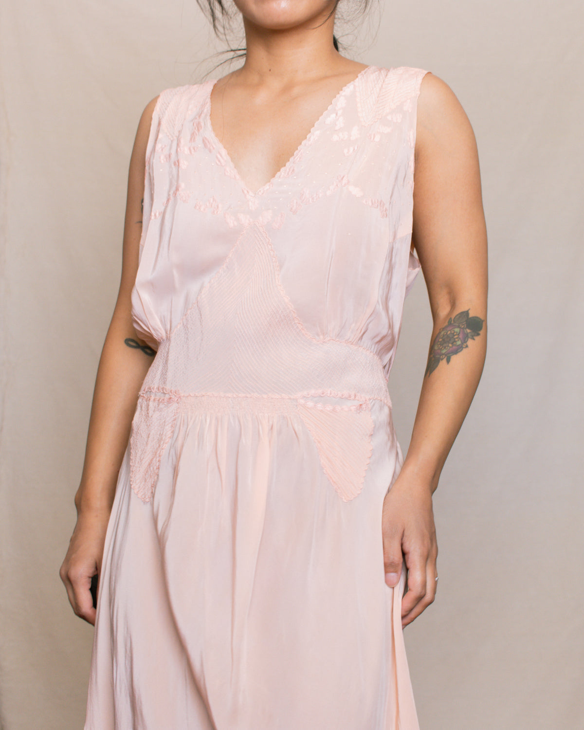 Vintage 30s/40s Peach Silk Bias Cut Dress | Size Large