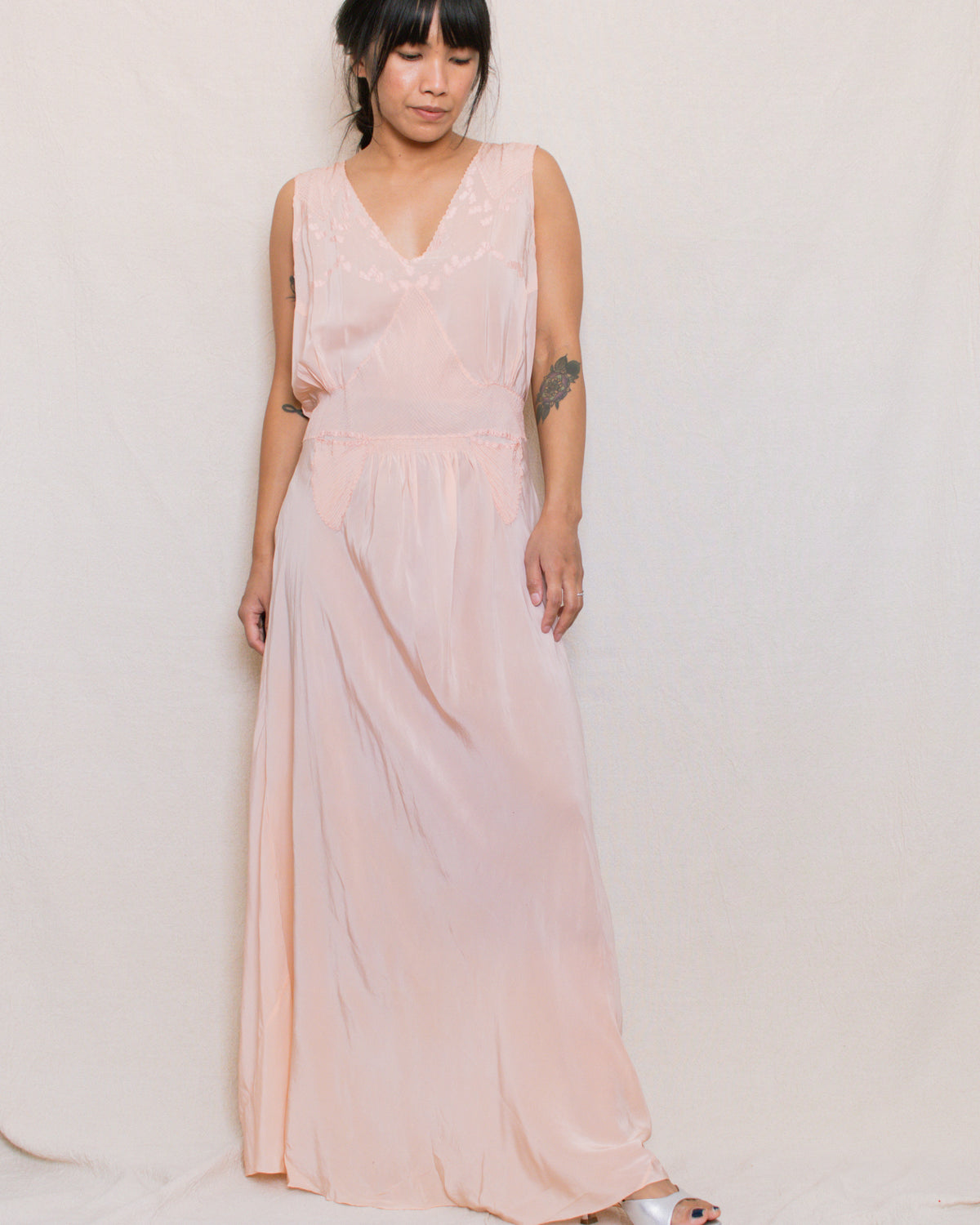 Vintage 30s/40s Peach Silk Bias Cut Dress | Size Large