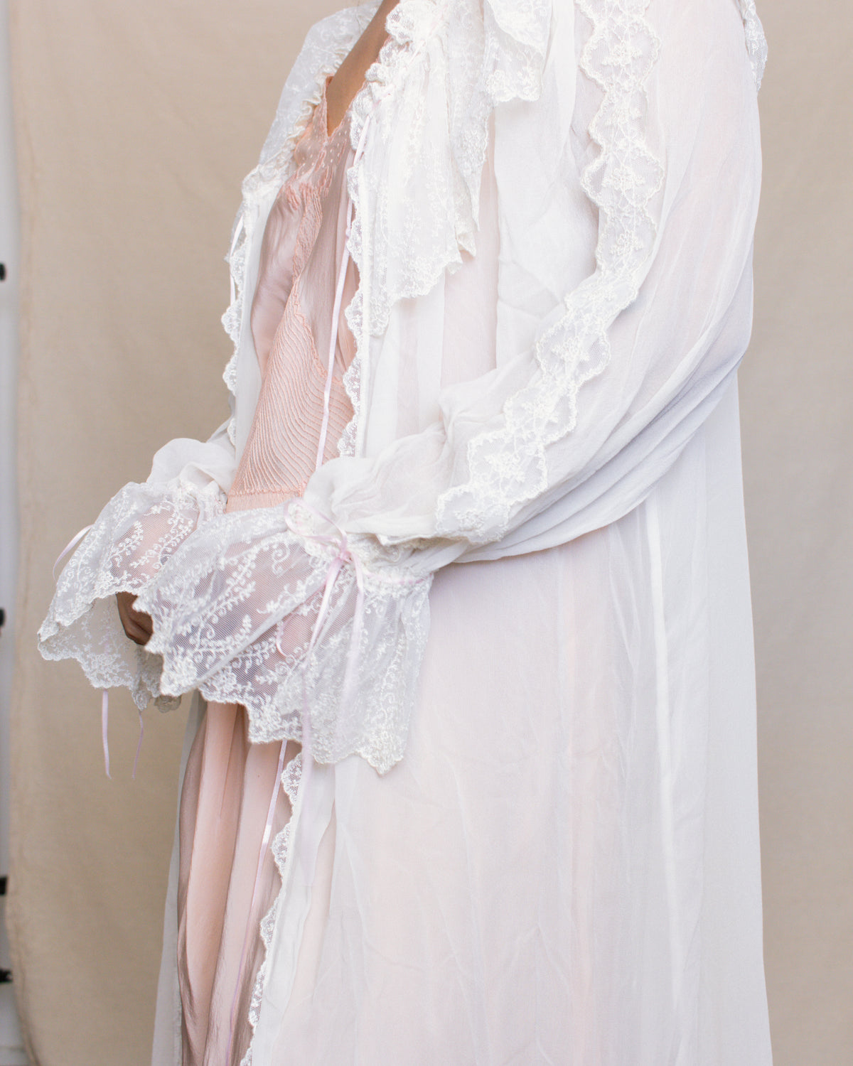 Vintage 80s Neiman Marcus Lace Bed Robe | Size S-L