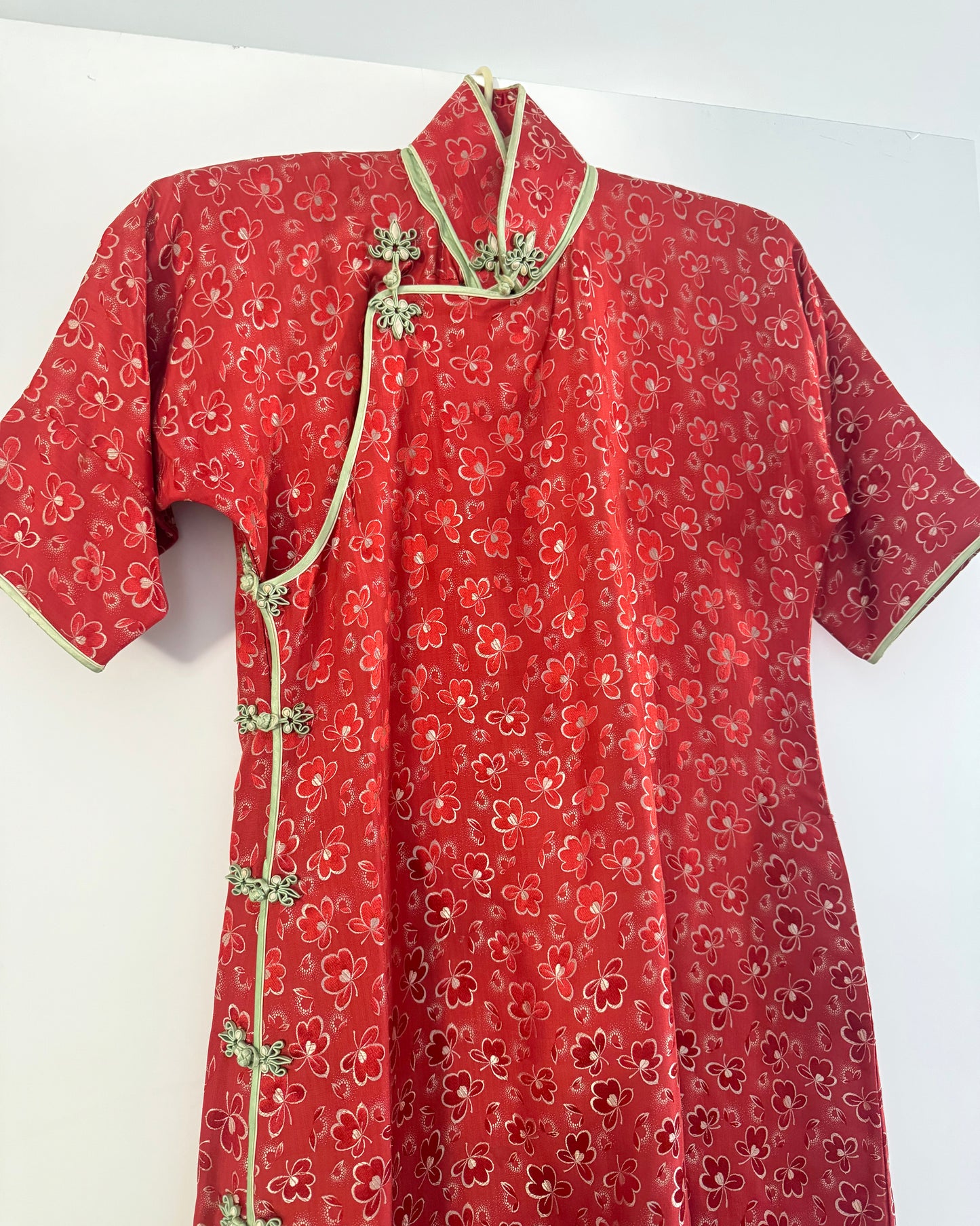 Vintage 60s/70s Red Qipao/Cheongsam Floral Dress | Size XS