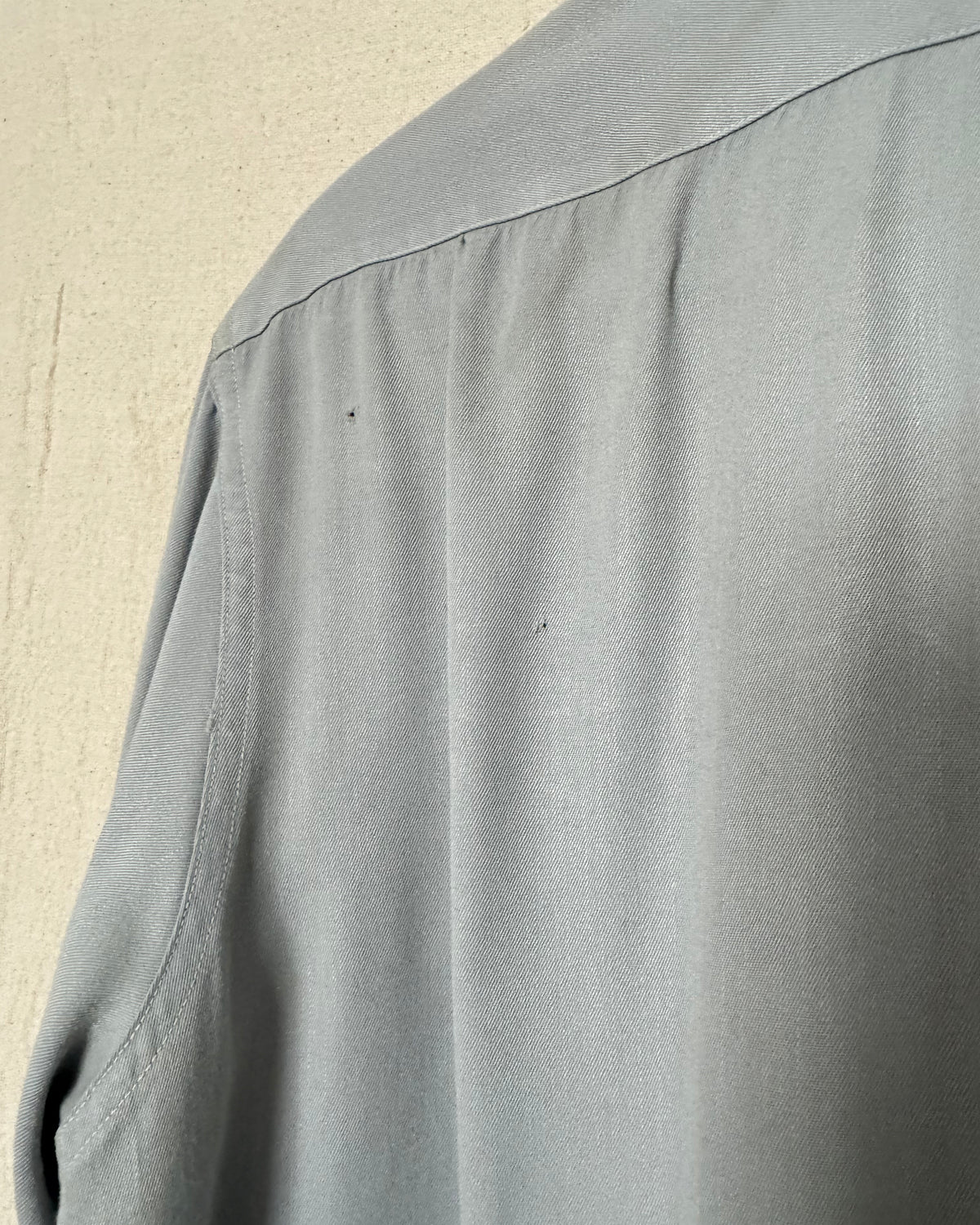 Vintage 50s Men's Light Grey Arrow Gabanaro Rayon Shirt | Size Medium