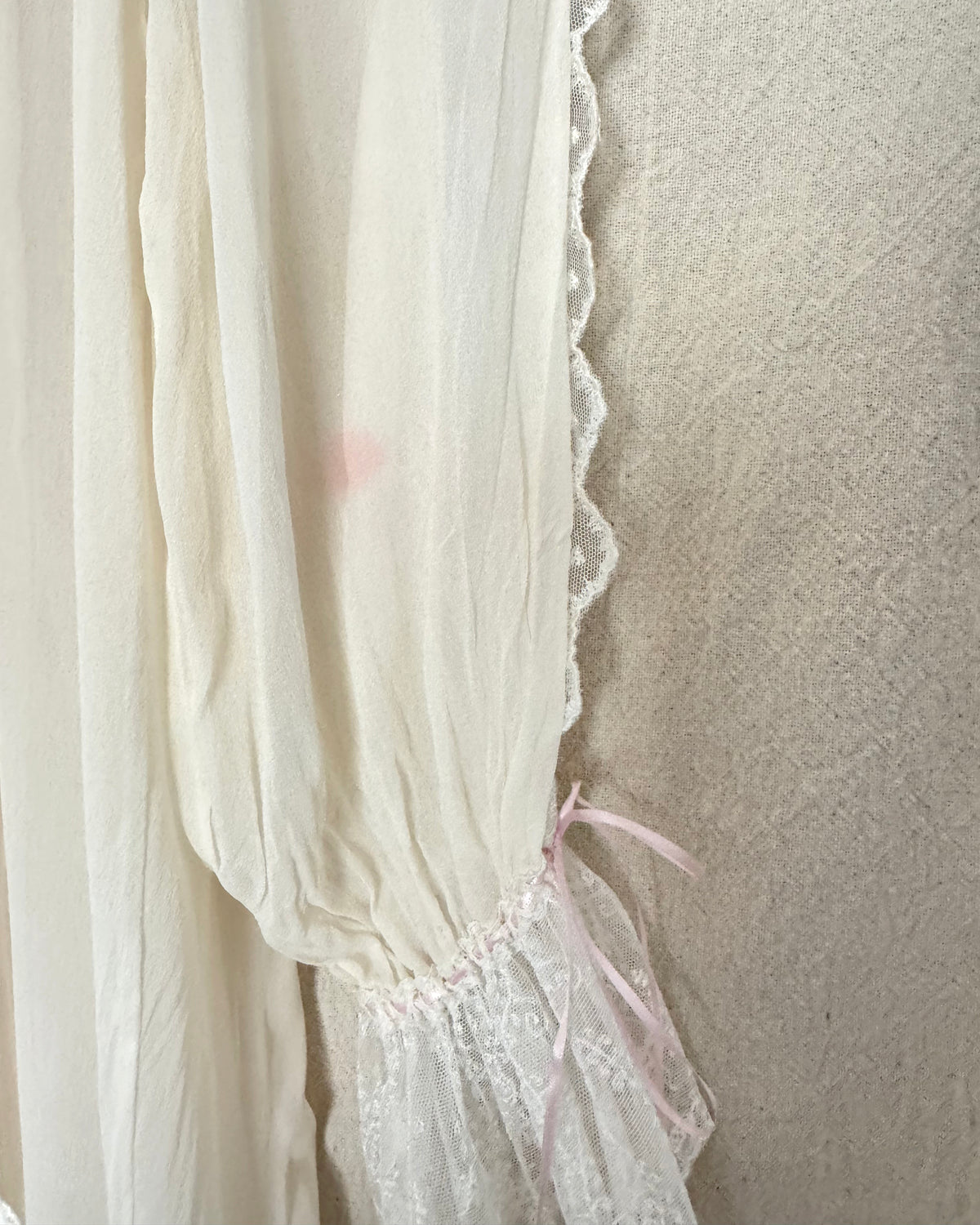 Vintage 80s Neiman Marcus Lace Bed Robe | Size S-L