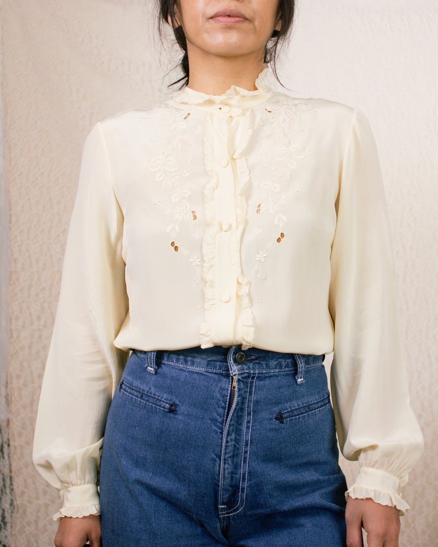Vintage 50s Cream Silk Blouse | Size Small